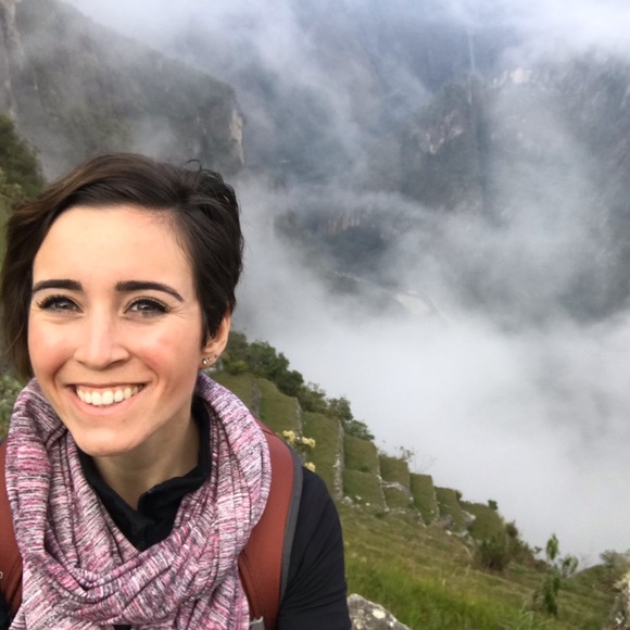 Meet your Posher, Carla - Picture 2 of 2